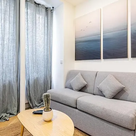 Appartamento Moderne Pour 4 Proche Arc De Triomphe Parigi