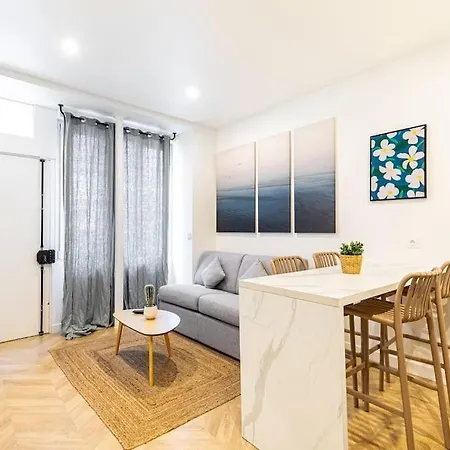 Appartamento Moderne Pour 4 Proche Arc De Triomphe